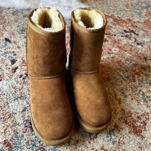 UGG Short Boots